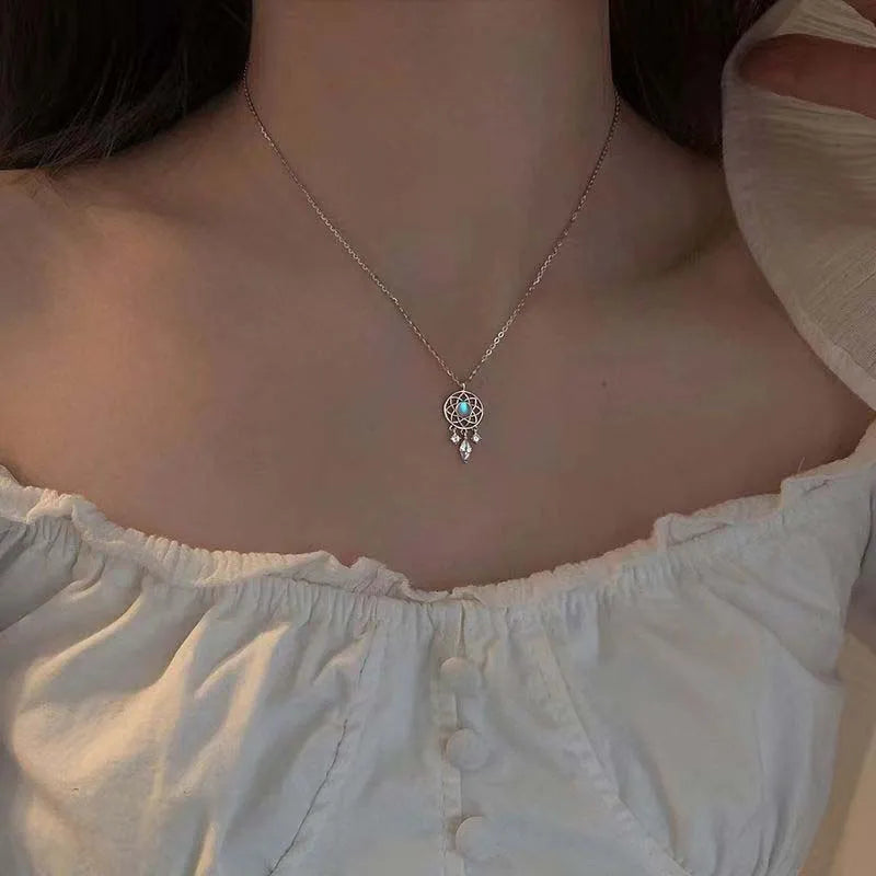 Colar Feminino Charmoso e Sofisticado