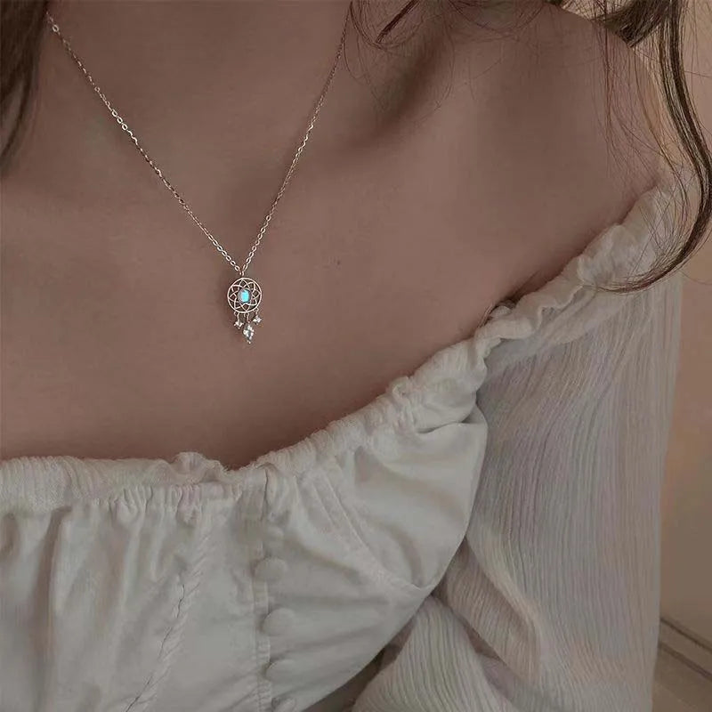 Colar Feminino Charmoso e Sofisticado